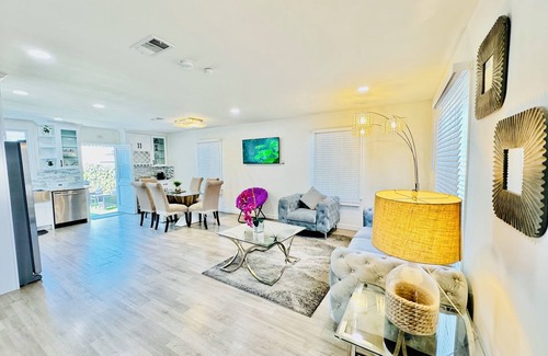 Monrovia House | 45% OFF 5B/3B 2 Master Bedrooms Close Pasadena, DTLA, Arcadia - Best Locations
