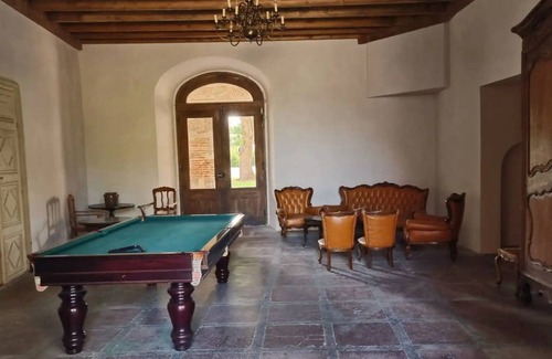 Clairac House | 450 m² House ∙ 6 bedrooms ∙ 20 guests