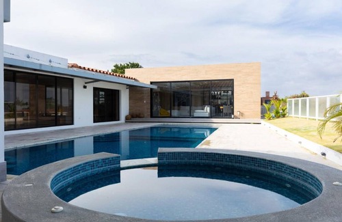 El Palmar Villa | 450 m² Villa ∙ 6 bedrooms ∙ 20 guests