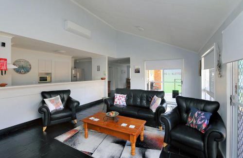 Bargara House | 46 Holland Street Bargara