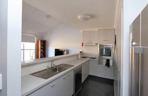 Bargara House | 46 Holland Street Bargara