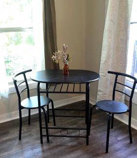 Highland Historic District Apartment | 46 m² Apartment ∙ 1 bedroom ∙ 2 guests