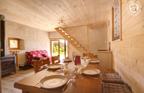 Entremont-le-Vieux House | 46 m² Gîte ∙ 2 bedrooms ∙ 4 guests