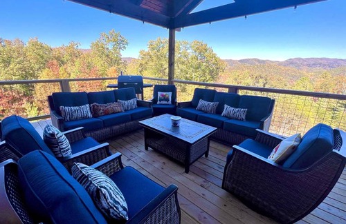 Walland Cabin | 461 m² Cabin ∙ 5 bedrooms ∙ 20 guests