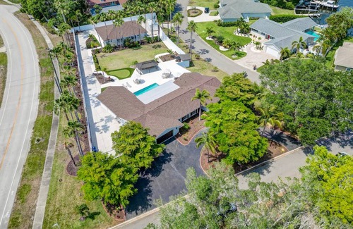 Palma Sola House | 464 m² House ∙ 8 bedrooms ∙ 23 guests