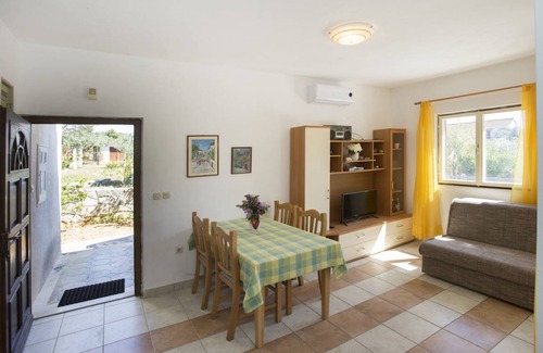 Maslinica Apartment | 47 m² Apartment ∙ 2 bedrooms ∙ 5 guests