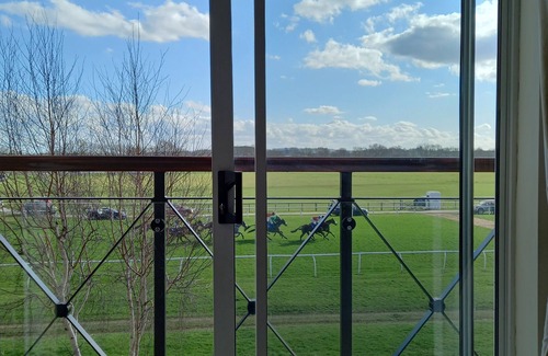 Stratford-upon-Avon House | 47 Wetherby Way