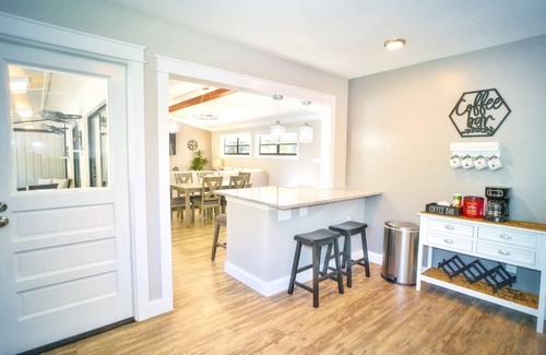 Gainesville House | 4720 NW 16th Pl · Rare & Spacious Oasis w/Pool