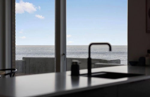 Tejn House | 4796 Allinge - Havnevej 14 E