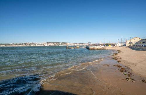 Caparica Apartment | 48 m² Apartment ∙ 2 bedrooms ∙ 4 guests