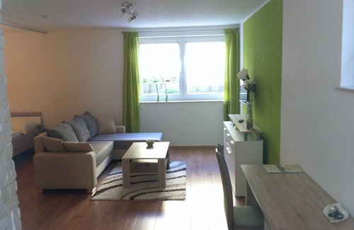 Dettingen an der Erms Apartment | 48 m² Apartment ∙ 1 bedroom ∙ 2 guests