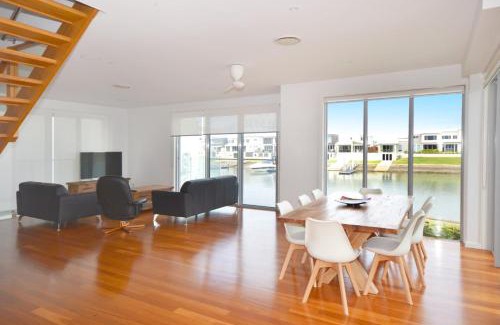 Port Macquarie House | 484 The Anchorage Port Macquarie