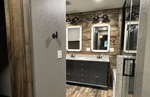 Abilene House | #49 Red Bud Lake Home