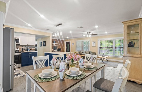 St. Petersburg - Clearwater House | 49th Ave Gem in Lealman area