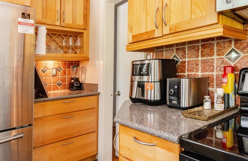 Arlington House | 4BA Extra Spacious!King Bed!Spacious Parking!