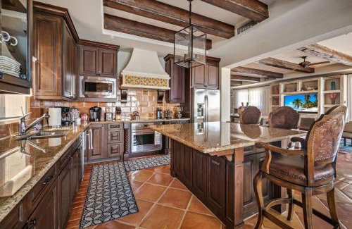 El Medano Ejidal House | 4BD 2-level Penthouse 5-Star Beachfront Paradise.