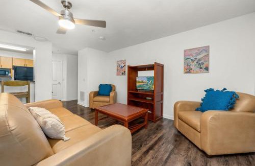 Bearss Plaza House | 4BD 2 MI to USF Free Pool + 24 Hour Gym