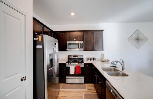 Del Valle House | 4BD house 7 min from Tesla,Circuit of America & Austin Airport