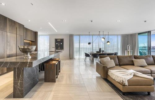 Parnell Apartment | 4BD Parnell Penthouse with Breathtaking Views