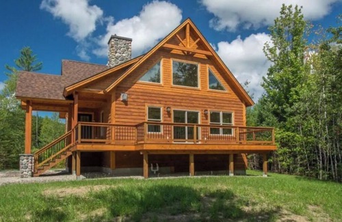 Bethel Ski Chalet | 4bdrm Chalet-close to downtown & outdoor adventure