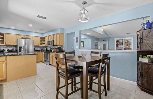 Gainesville House | 4bed 3bath pet friendly w/pool