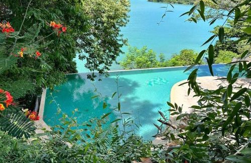 Ko Sire Villa | 4bedroom Villa Siray Beach Front
