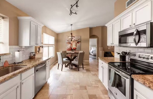 Desert Ridge House | 4BR/2BA house in NE Phoenix with crib and beautiful backyard