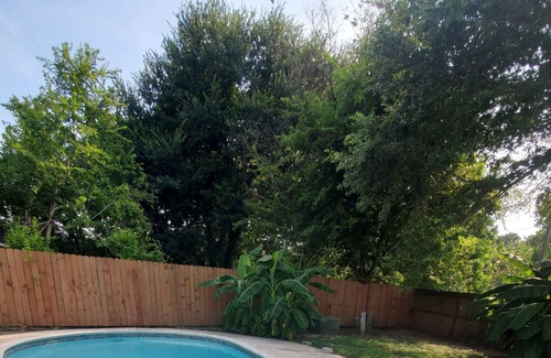 Southbelt/Ellington House | 4br 2ba+Swimming pool Close to everything