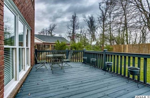 Taylorville House | 4BR 3.5BA 3400 ft2 home with short drive to campus