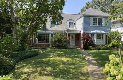 Evanston House | 4BR/3/BA 2 story home great location, Northwestern U, top neighborhood.