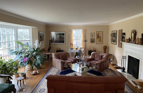 Evanston House | 4BR/3/BA 2 story home great location, Northwestern U, top neighborhood.