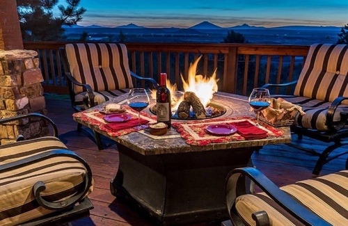 Crooked River Ranch House | 4BR/3Bth, Bend Country Pastoral 9 Mt View, Quiet Peaceful 9 Acre Getaway Retreat