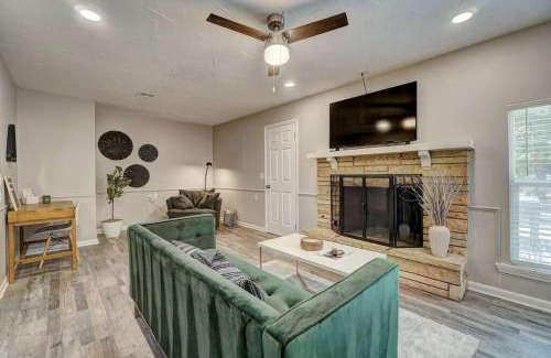 Central Oklahoma City Villa | 4BR Beauty w/Game Room! Lake Hefner Hideaway