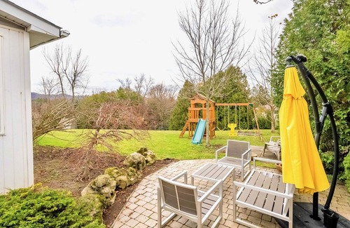Hamilton House | 4BR Family Home with Spacious Backyard!