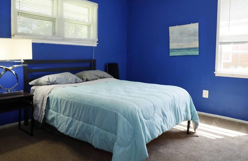 Hybla Valley House | 4BR House by Alexandria