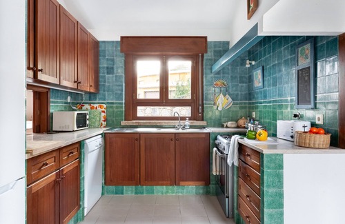 Ulgueira Cottage | 4BR House with Ocean View in Sintra by Host for Us