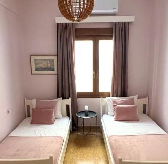 Limenas Chersonisou Apartment | 4BR Newly Renovated Retreat Tranquil Coastal Haven