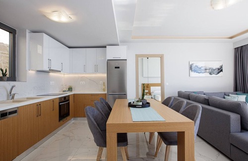 Falassarna Villa | 4Infinity pool★24 sleeps★New villa Falasarna bay