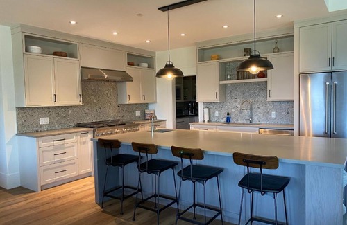 Silver Star Mountain House | 4Kings Lodge