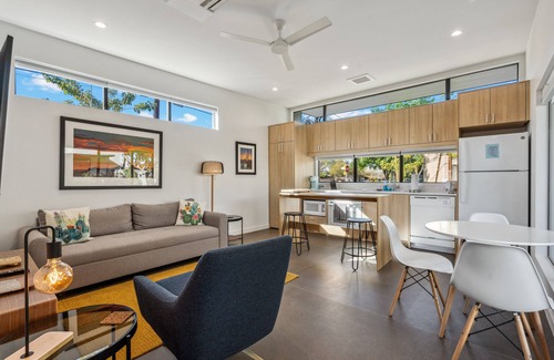 Camelback East Apartment | 4Square Complex