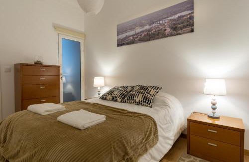 Abrantes Apartment | 4U Alojamento - Terraço & Varanda