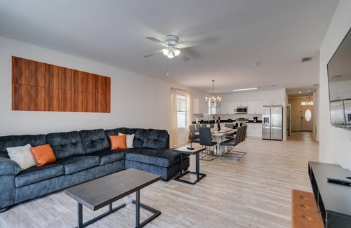 Sunset Ridge House | 5/3 Pool home located in Sunset Ridge Community!