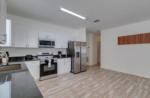 Sunset Ridge House | 5/3 Pool home located in Sunset Ridge Community!