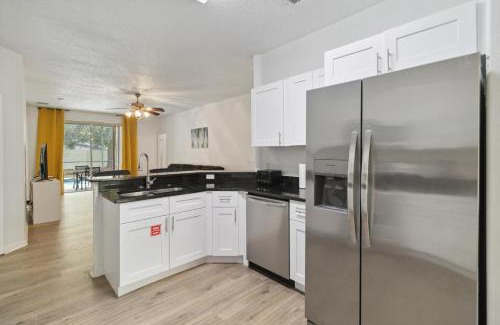 Sunset Ridge House | 5-4 Pool Home Located In Sunset Ridge Community!