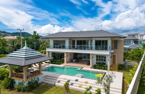 Choeng Thale Villa | 5 Bdr 18 meter Pool villa in Laguna Phuket