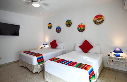 Downtown Cancun House | 5 Bdr-ensuite Bathrooms-private Pool-golf-comfort