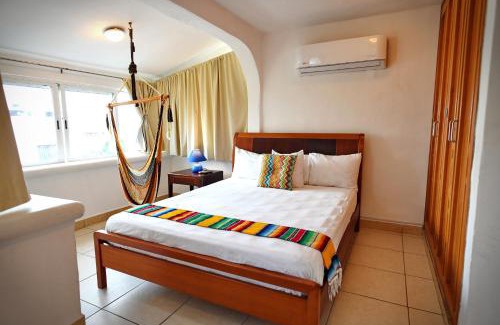 Downtown Cancun House | 5 Bdr-ensuite Bathrooms-private Pool-golf-comfort