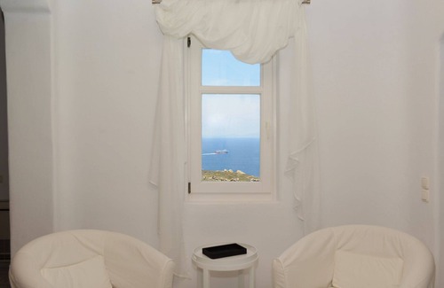 Houlakia Villa | 5 BDR Villa with Private Pool by Diles Villas
