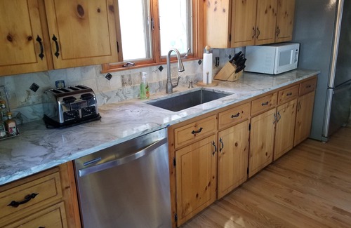 North Sebago House | 5 bdrm Lakefront, Sebago Lake,100ft of Sandy Beach, Winter seasonal rates avail.