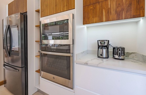 Tamarindo House | 5 Bed 5 Bath 16 Guests Luxury Style Comfort Villa